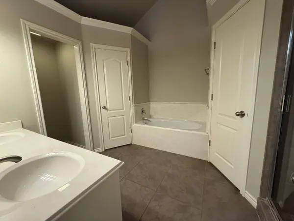 5910 102nd Street, Lubbock, TX 79424