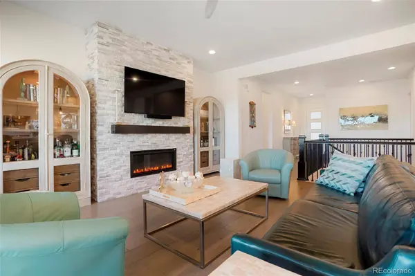 9150 Basalt LN, Littleton, CO 80125