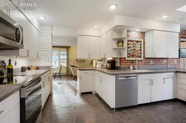 905 Taurus DR, Colorado Springs, CO 80906