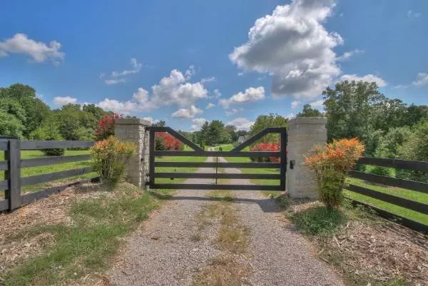 1901 Sugar Ridge Rd, Spring Hill, TN 37174