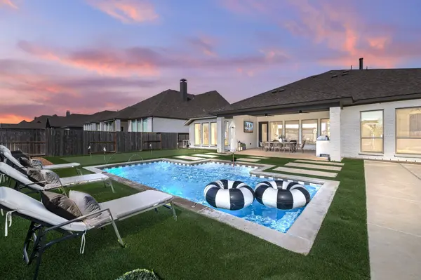 6807 Mirabeau LN, Katy, TX 77493