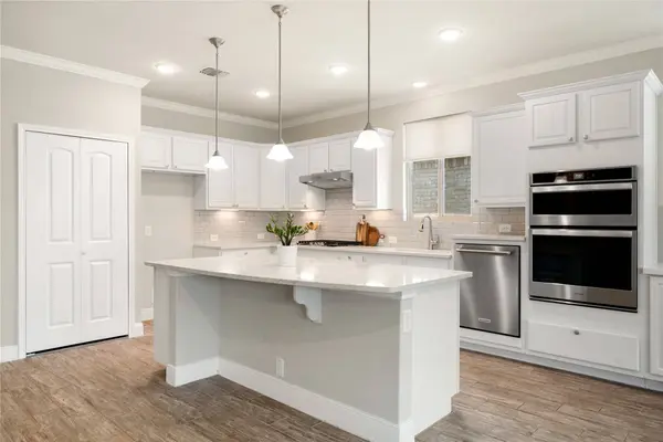514 Emory Peak DR, Richmond, TX 77469