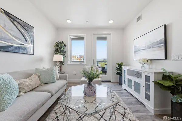 42111 Osgood RD #304, Fremont, CA 94539