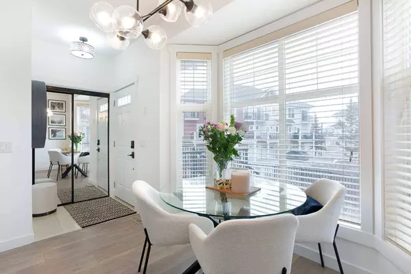 25 West Springs LN SW, Calgary, AB T3H 5W1