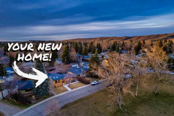 292 Carragana CRES NW, Calgary, AB T2L 1B1