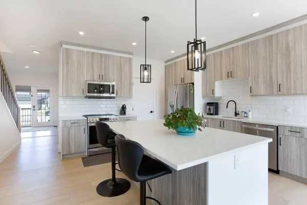 803 Mandalay BLVD, Carstairs, AB T0M 0N0