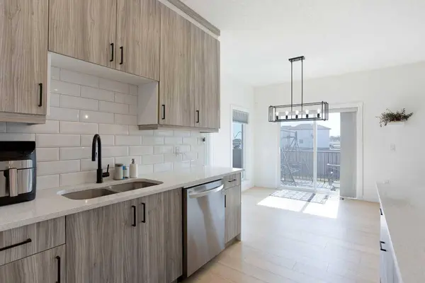 803 Mandalay BLVD, Carstairs, AB T0M 0N0