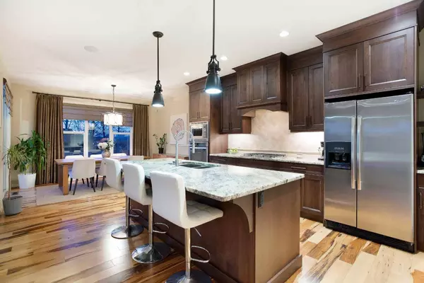 5 Cranbrook PL SE, Calgary, AB T3M 1S4