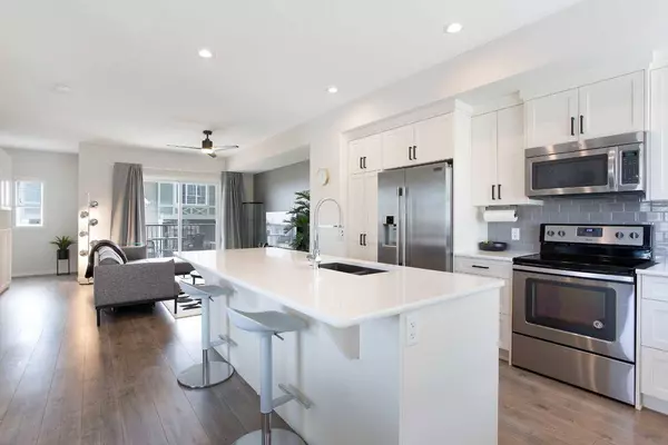 415 Nolanlake Villas NW, Calgary, AB T3E 0Z7