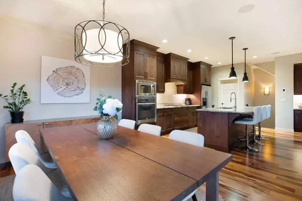 5 Cranbrook PL SE, Calgary, AB T3M 1S4