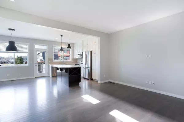 233 Auburn Crest WAY SE, Calgary, AB T3M 1T6