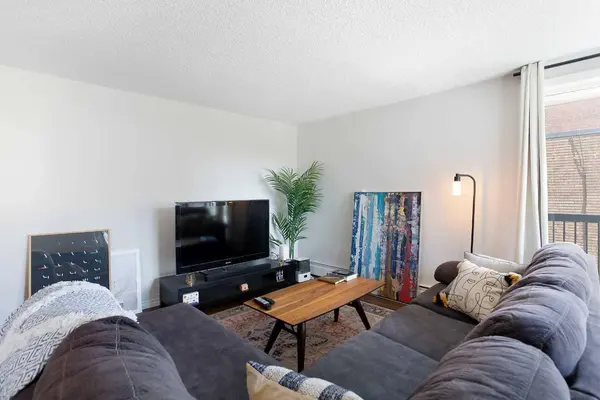 616 15 AVE SW #301, Calgary, AB T2R 0R5