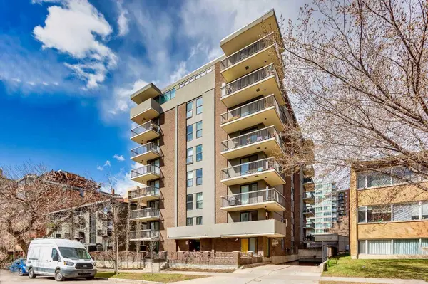 616 15 AVE SW #301, Calgary, AB T2R 0R5