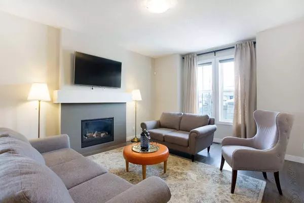 1313 Coopers DR SW, Airdrie, AB T4B 3T7