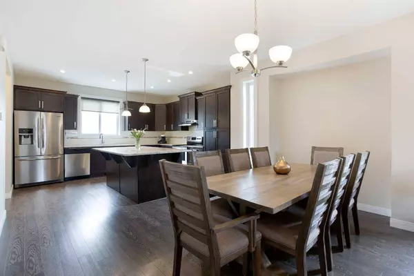 1313 Coopers DR SW, Airdrie, AB T4B 3T7