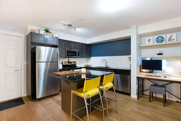 755 Copperpond BLVD SE #1113, Calgary, AB T2Z 4R2