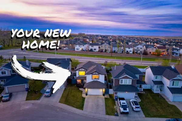 769 Fairways GN NW, Airdrie, AB T4B 3E6