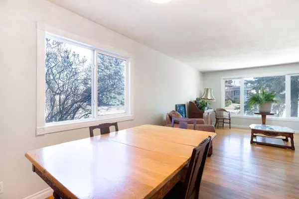 371 96 AVE SE, Calgary, AB T2J 0G6