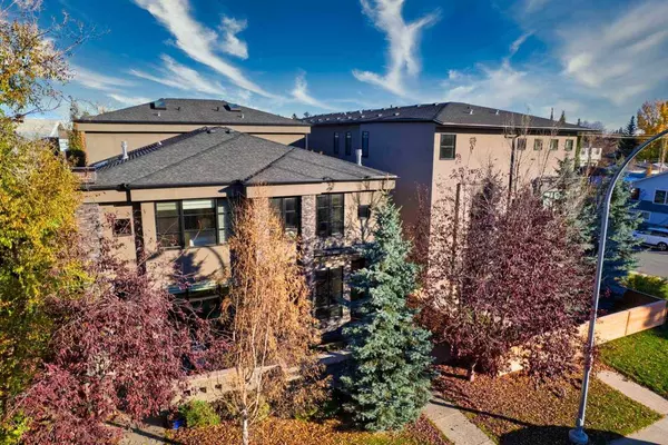 1936 36 ST SW #1, Calgary, AB T3E 2Y9