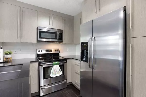 11 Mahogany ROW SE #1202, Calgary, AB T3M 2L6