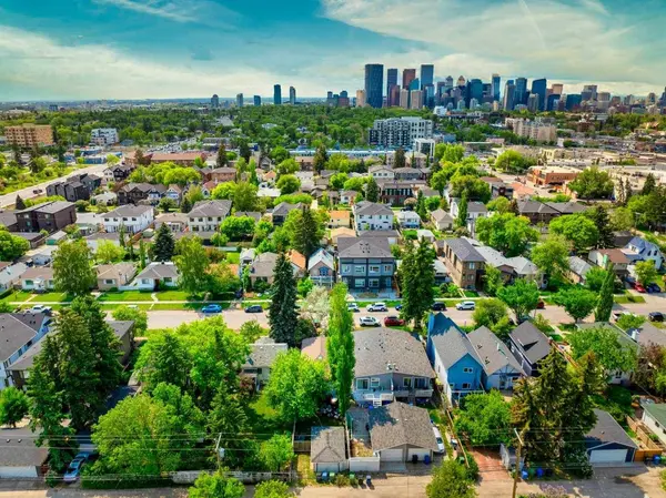 228 19 AVE NE, Calgary, AB T2E 1P1