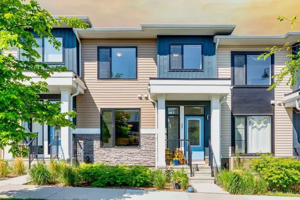 35 Crestbrook DR SW, Calgary, AB T3B 6L1