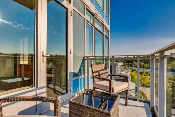 118 Waterfront CT SW #603, Calgary, AB T2P1K8