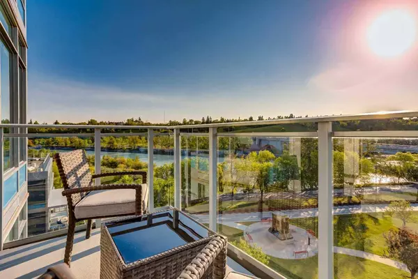 118 Waterfront CT SW #603, Calgary, AB T2P1K8