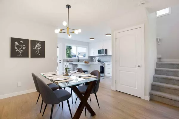 62 Cranberry PL SE, Calgary, AB T3M 0G9