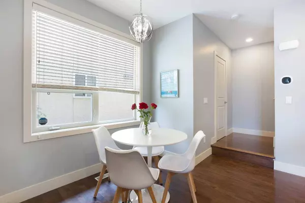 140 29 AVE NW, Calgary, AB T2M 2L8