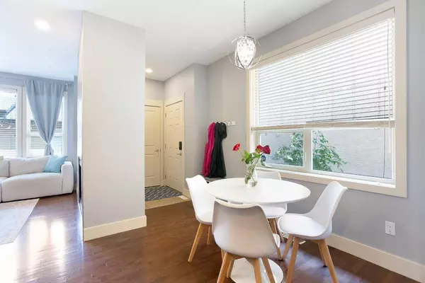 140 29 AVE NW, Calgary, AB T2M 2L8