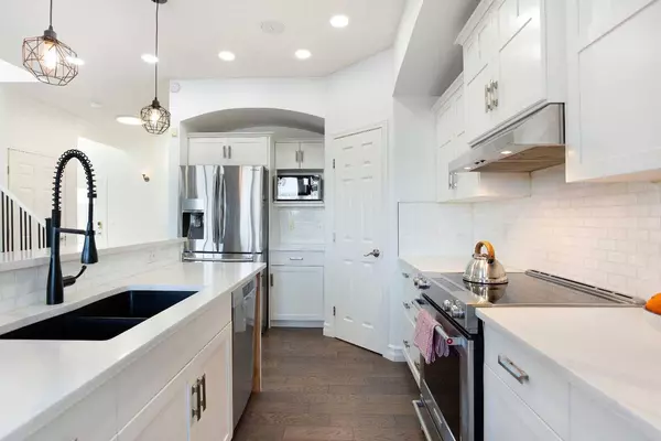 620 Copperfield BLVD SE, Calgary, AB T2Z 4C6