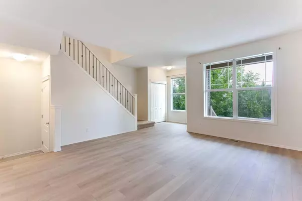 22 Nolanfield TER NW, Calgary, AB T3R 0M4