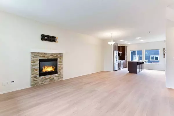 22 Nolanfield TER NW, Calgary, AB T3R 0M4