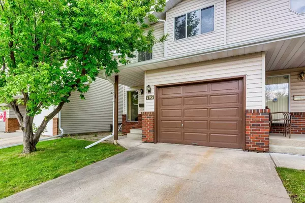 195 Cedarbrook WAY SW, Calgary, AB T2W 3Z7