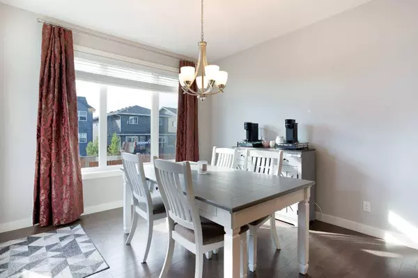 322 Evanston WAY NW, Calgary, AB T3P 0P7