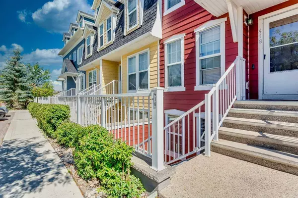 416 Mckenzie Towne Close SE, Calgary, AB T2Z 1A8