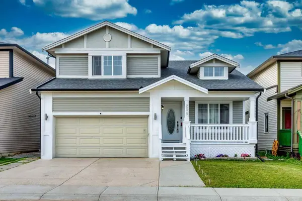209 Luxstone RD SW, Airdrie, AB T4B 0K5