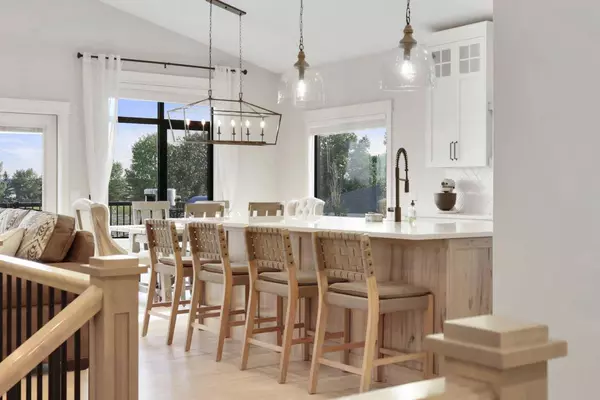 8 Bishop CIR, Carstairs, AB T0M 0N0