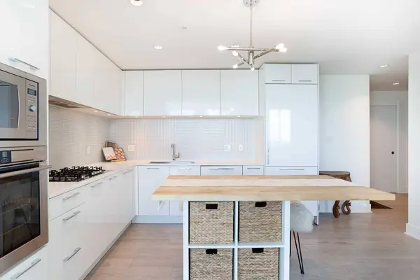 901 10 AVE SW #3102, Calgary, AB T2R 0B5