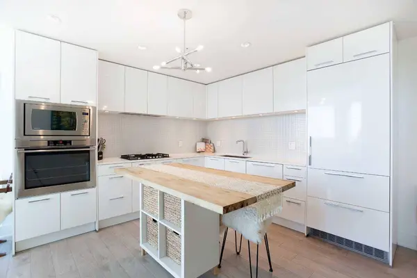 901 10 AVE SW #3102, Calgary, AB T2R 0B5