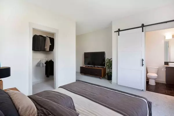 21 Skyview Point Link NE, Calgary, AB T3N 0L7