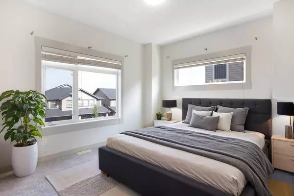 21 Skyview Point Link NE, Calgary, AB T3N 0L7