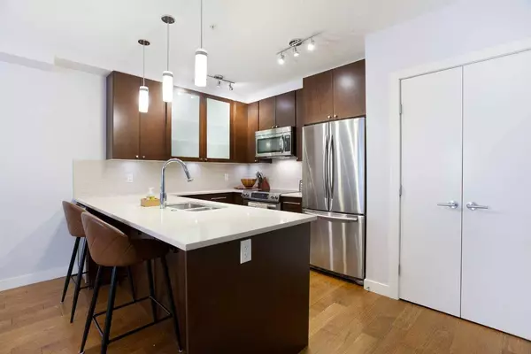 836 Royal AVE SW #310, Calgary, AB T2T 0L3