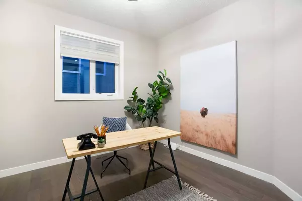 79 Cranarch TER SE, Calgary, AB T3M 1Z1