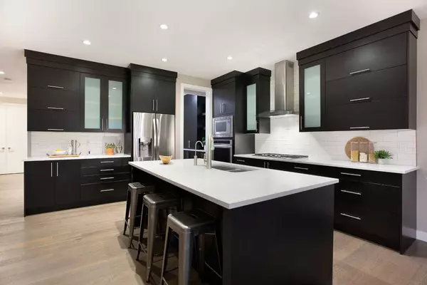 79 Cranarch TER SE, Calgary, AB T3M 1Z1