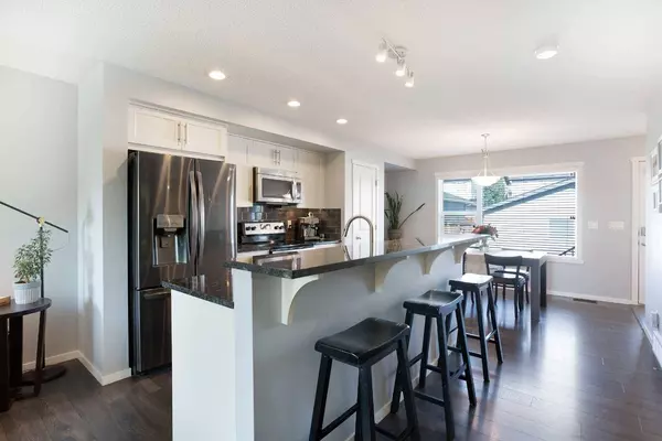 77 Nolanfield WAY NW, Calgary, AB T3R 0M8