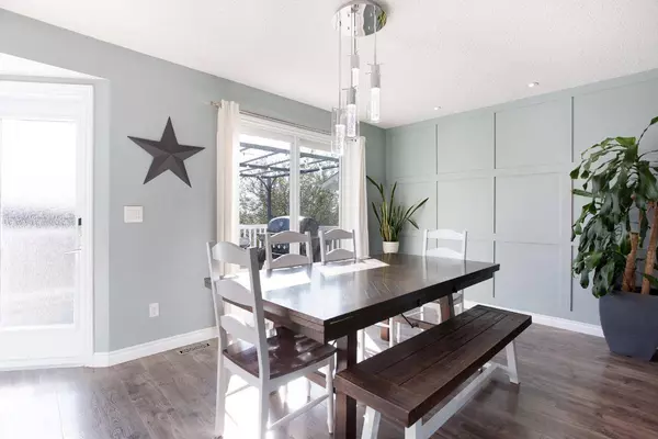 126 Elizabeth WAY SE, Airdrie, AB T4B 3T7