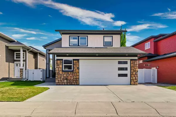 85 Lalor DR, Red Deer, AB T4R 0R6