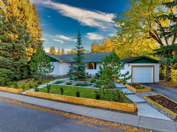 343 Canterbury DR SW, Calgary, AB T2W 1H8